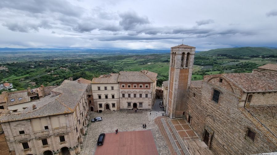 מונטפולצ'אנו